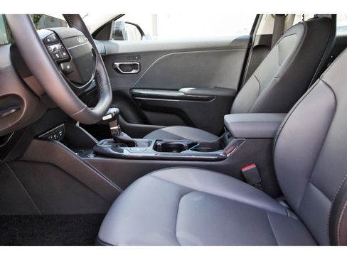 Certified 2026 Kia K4 EX FWD image 27
