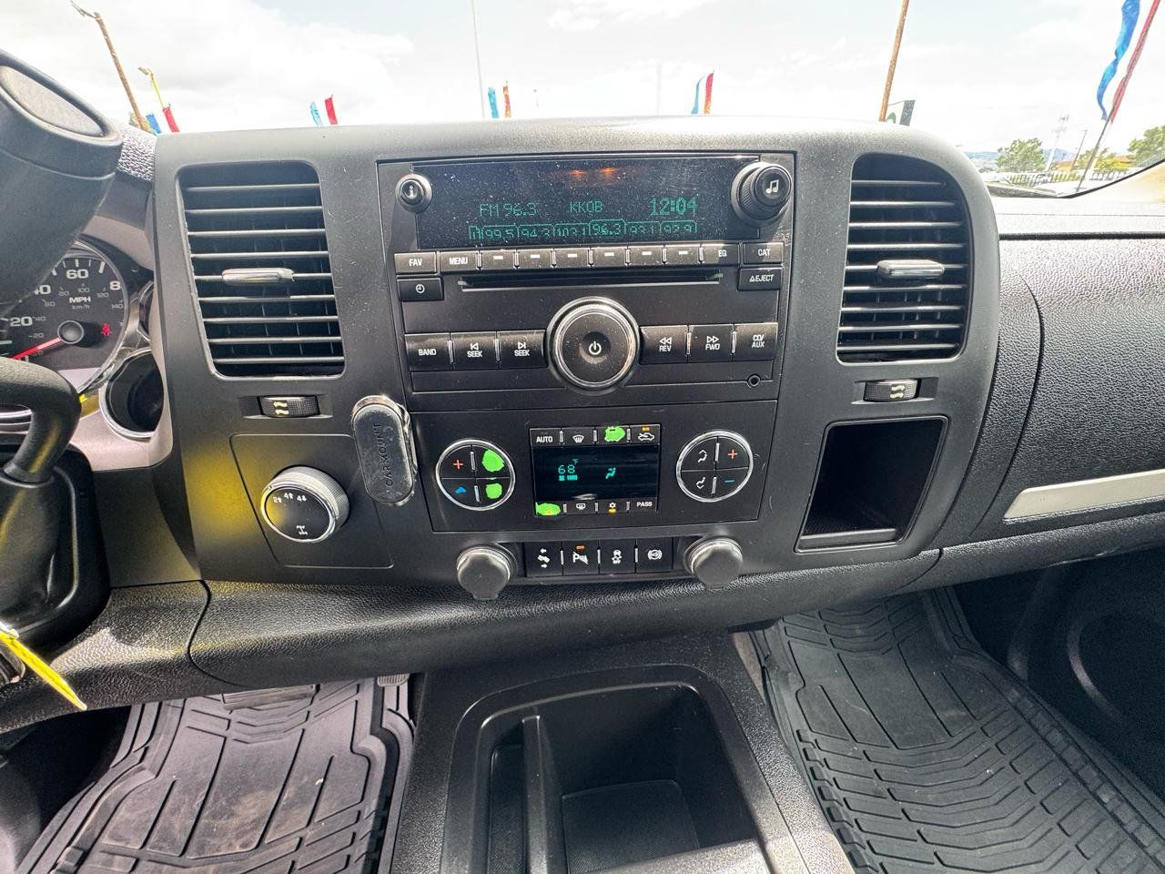 Used 2013 Chevrolet Silverado 2500 LT w/ Interior Plus Package AWD/4WD image 28