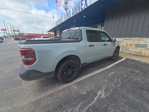 Used 2024 Ford Maverick XLT w/ XLT Luxury Package FWD image 3