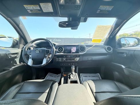 Used 2018 Toyota Tacoma Limited image 16