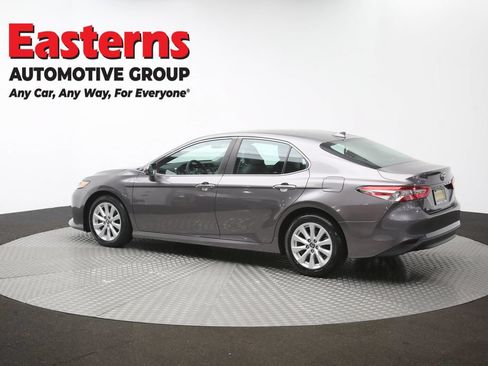 Used 2019 Toyota Camry LE FWD image 61