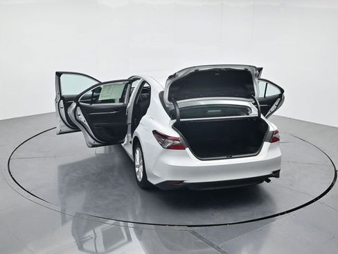 Used 2024 Toyota Camry LE w/ Convenience Package image 41