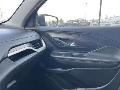 Certified 2020 GMC Terrain SLT image 14
