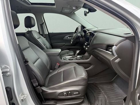 Used 2021 Chevrolet Traverse Premier w/ Redline Edition image 33