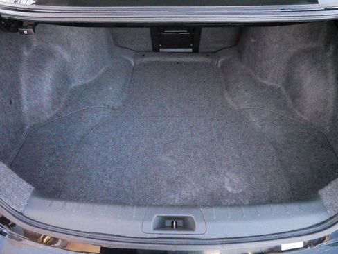 Used 2010 Honda Accord EX-L image 18