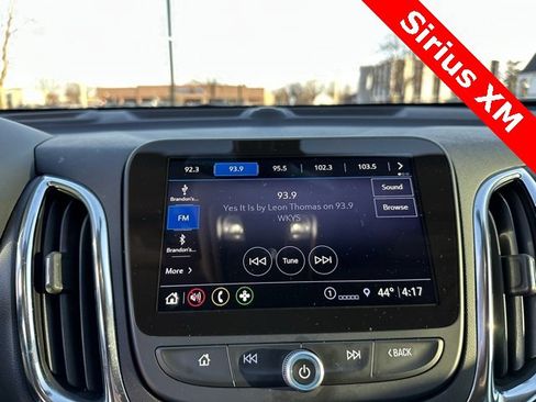 Used 2024 Chevrolet Equinox LT image 11