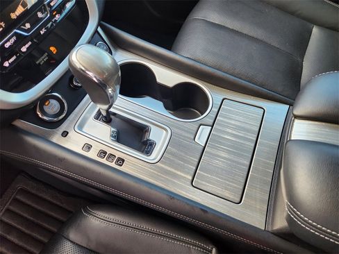 Used 2015 Nissan Murano Platinum image 19