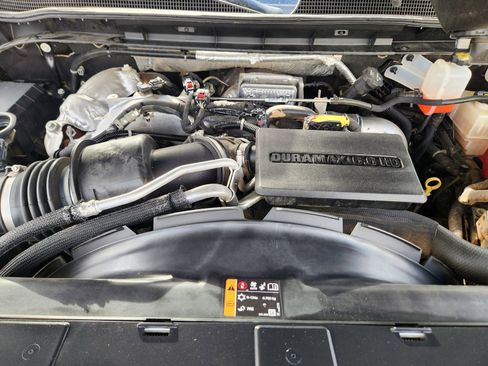 Used 2021 Chevrolet Silverado 3500 High Country image 34