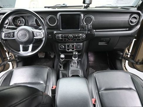 Used 2020 Jeep Gladiator Overland w/ Popular Equipment Package image 23