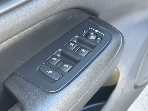 Certified 2024 Volvo S60 B5 Core FWD image 15