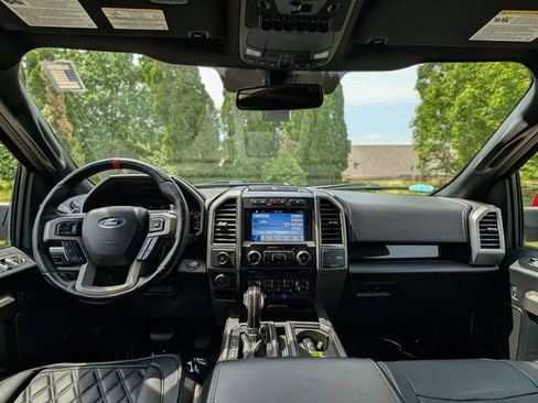 Used 2018 Ford F150 Raptor w/ Equipment Group 802A Luxury AWD/4WD image 11