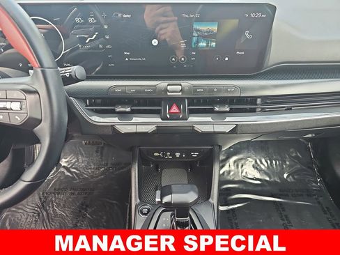 Used 2025 Kia K4 GT-Line w/ GT-Line Premium Package image 19