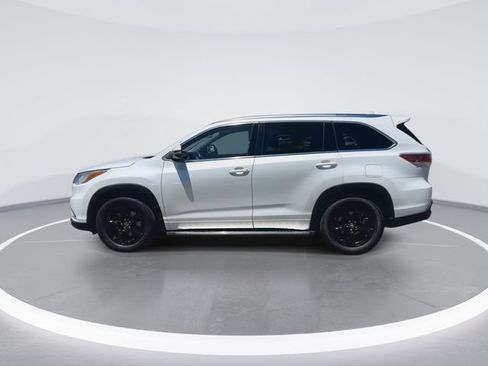 Used 2016 Toyota Highlander Limited Platinum FWD image 5
