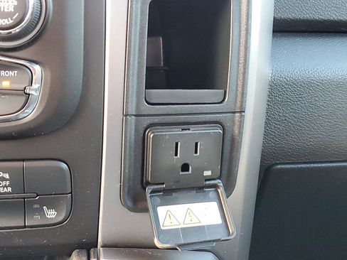 Used 2021 RAM 1500 Classic Warlock image 21