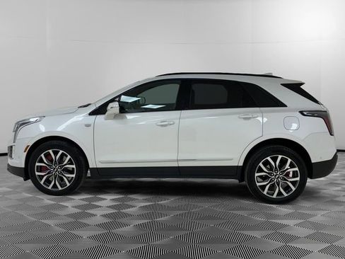 Certified 2024 Cadillac XT5 Sportv w/ Technology Package AWD/4WD image 2