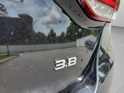 Used 2018 Genesis G80 3.8 w/ Option Group 02 RWD image 32