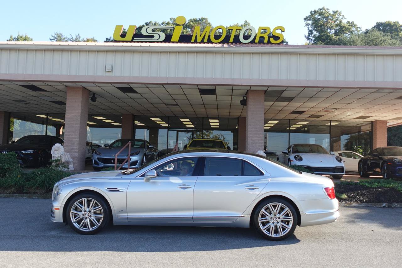 Used 2022 Bentley Flying Spur V8 AWD/4WD image 4