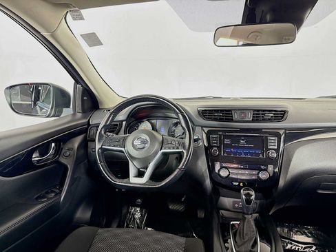 Used 2019 Nissan Rogue Sport SV w/ All-Weather Package AWD/4WD image 22