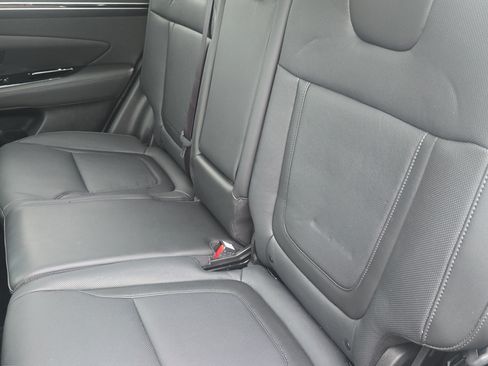 Certified 2024 Hyundai Tucson Limited AWD/4WD image 28
