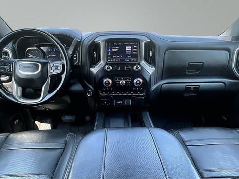 Used 2023 GMC Sierra 3500 Denali w/ Technology Package AWD/4WD image 8