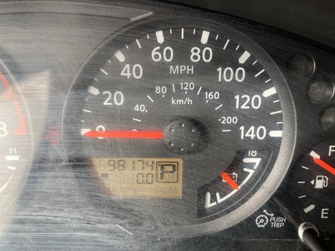 Used 2019 Nissan Frontier SV image 13