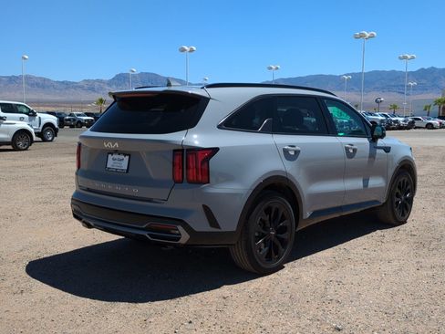 Used 2022 Kia Sorento SX FWD image 3