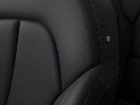 New 2026 Volvo XC40 B5 Plus w/ Protection Package Premier image 10