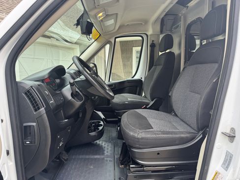 Used 2017 RAM ProMaster 2500 image 12