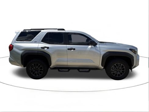 Used 2025 Toyota 4Runner SR5 image 2