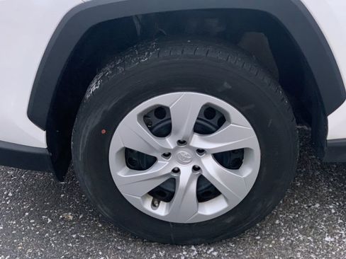 Used 2023 Toyota RAV4 LE image 31