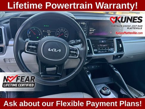 Used 2023 Kia Sorento EX image 15