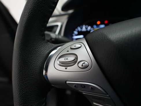 Used 2017 Nissan Murano SL image 18