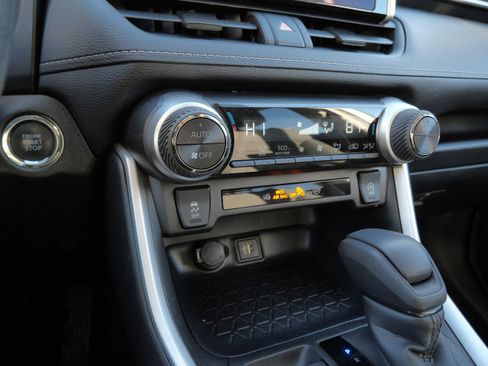 Certified 2025 Toyota RAV4 XLE image 23