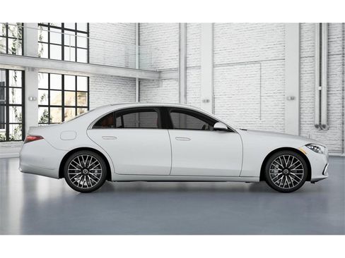 New 2026 Mercedes-Benz S 580 4MATIC Sedan image 2