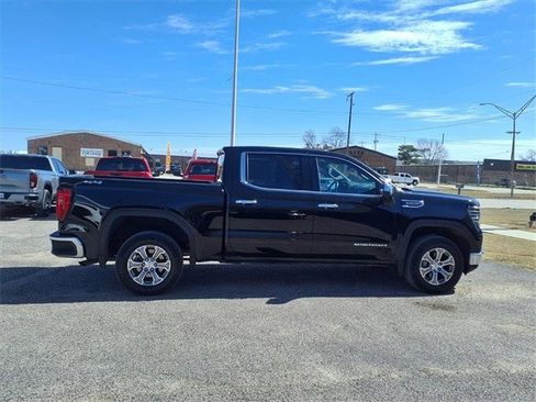 Used 2025 GMC Sierra 1500 SLT image 21