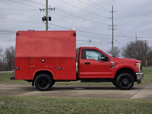 Used 2017 Ford F350 XL w/ Power Equipment Group image 5