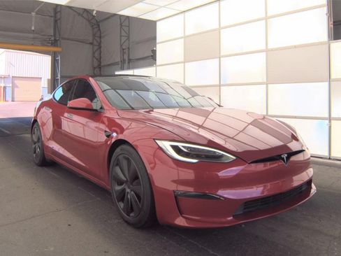 Used 2022 Tesla Model S AWD/4WD image 4