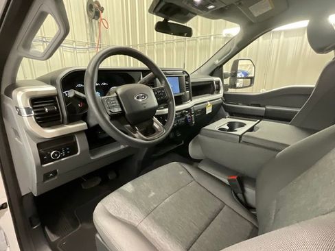 Used 2026 Ford F250 XL w/ STX Appearance Package image 9