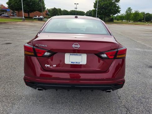 New 2026 Nissan Altima 2.5 SR FWD image 10