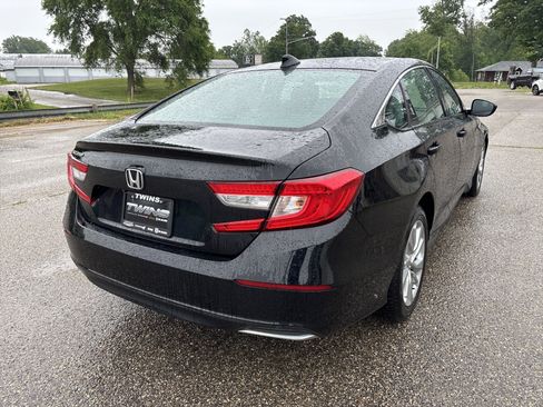Used 2019 Honda Accord LX image 3