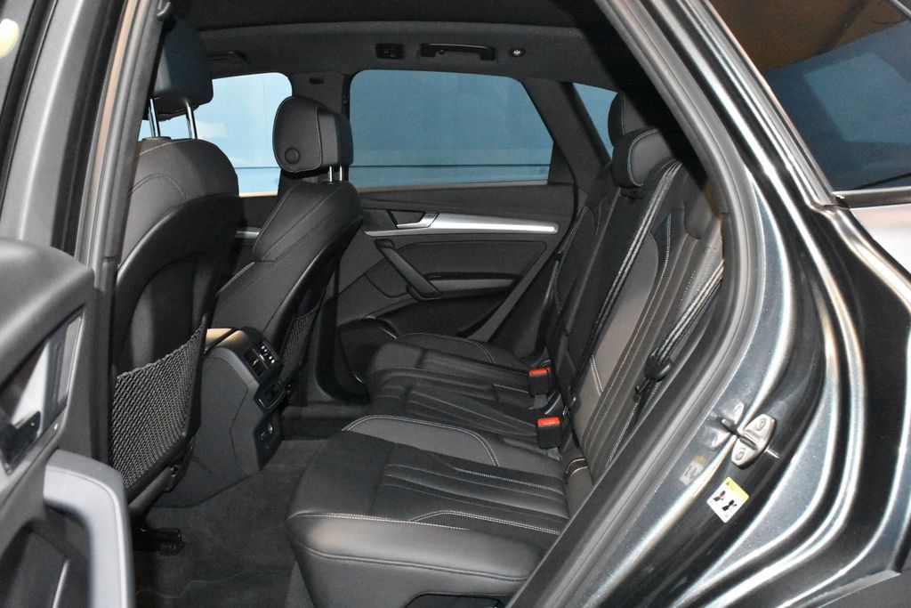 Used 2025 Audi Q5 2.0T Premium AWD/4WD image 21