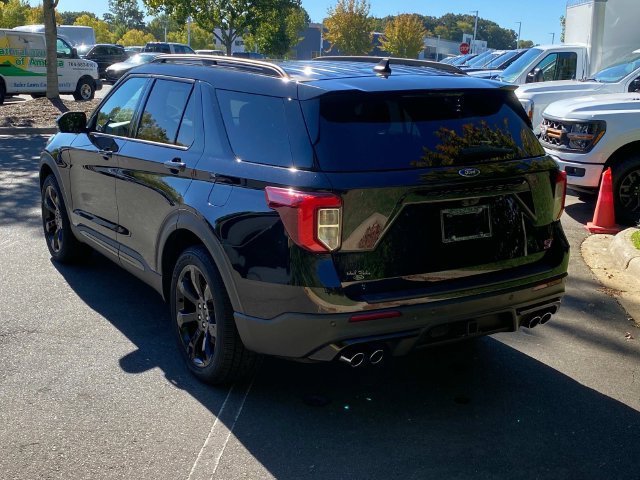 Used 2023 Ford Explorer ST w/ Equipment Group 401A AWD/4WD image 32