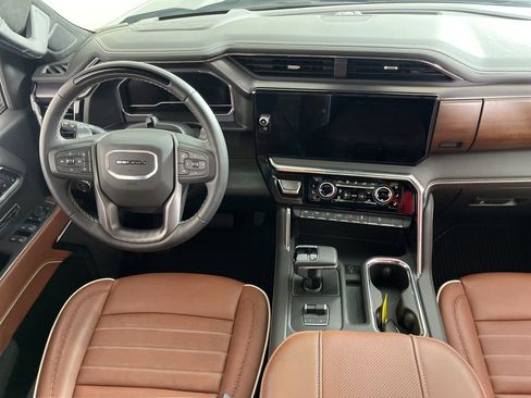 Certified 2025 GMC Sierra 1500 Denali Ultimate image 5