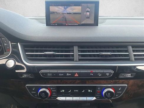 Used 2017 Audi Q7 3.0T Premium Plus w/ Premium Plus Package image 15