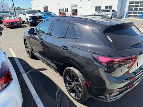 Used 2025 Buick Envision Sport Touring image 6