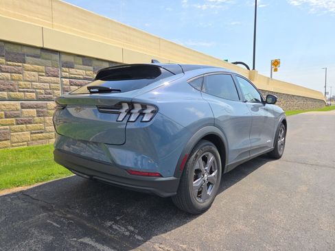 Used 2023 Ford Mustang Mach-E Select image 11