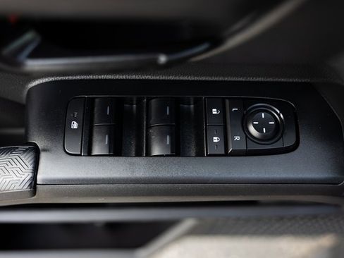 Used 2024 Toyota Tacoma SR5 image 24