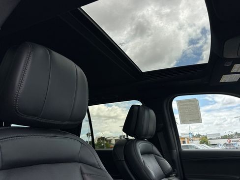 New 2026 Lincoln Navigator Reserve w/ Jet Appearance Package AWD/4WD image 17