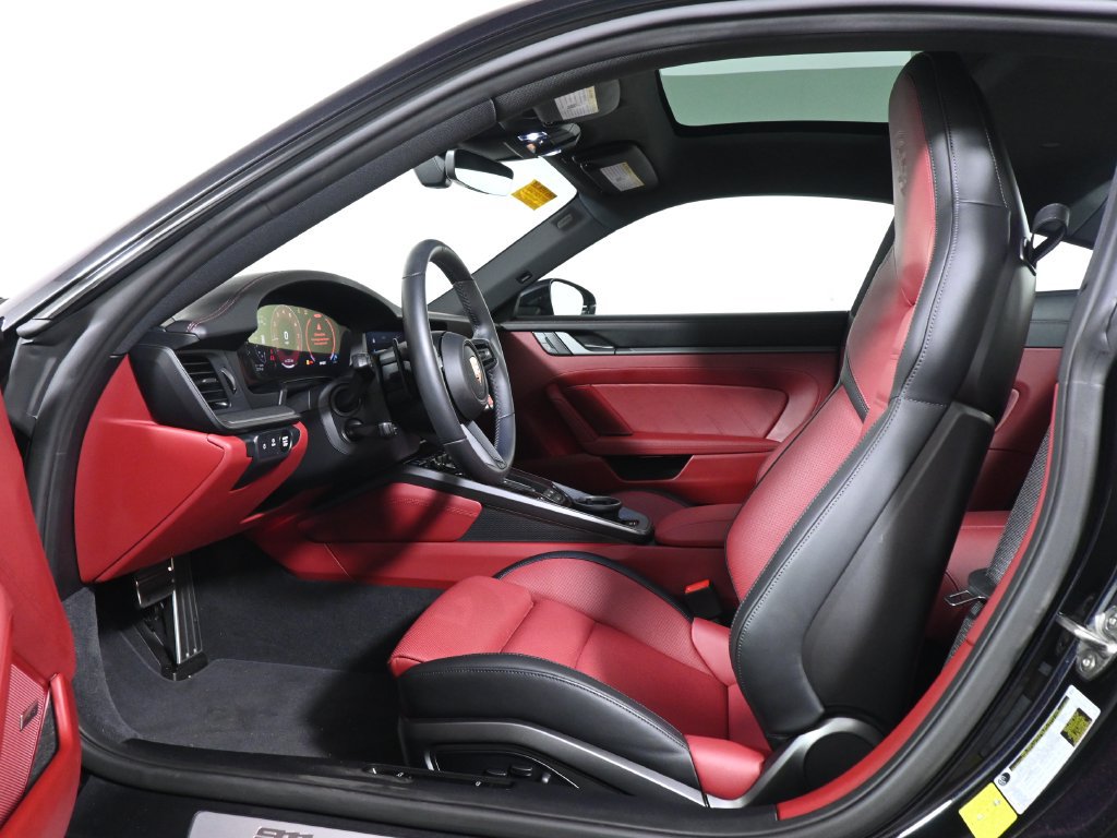 Used 2026 Porsche 911 Carrera S RWD image 5