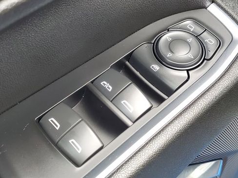 Used 2024 Chevrolet Silverado 1500 LT image 26